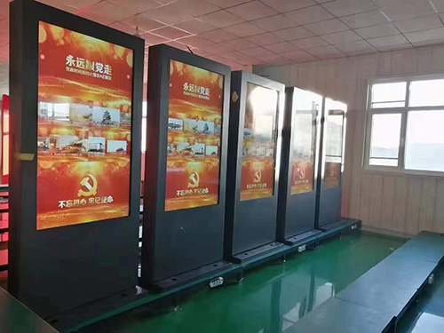 戶外廣告機(jī)出現(xiàn)壞點(diǎn)怎么處理？